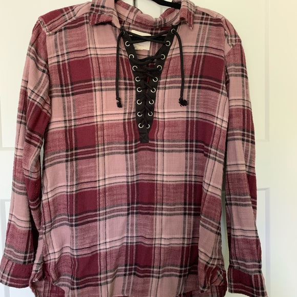 American Eagle Outfitters Tops - American Eagle Flannel American Eagle Outfitters Tops - American Eagle Flannel